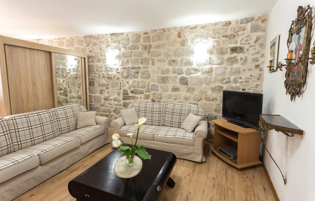 Neda Apartment Kotor Eksteriør billede